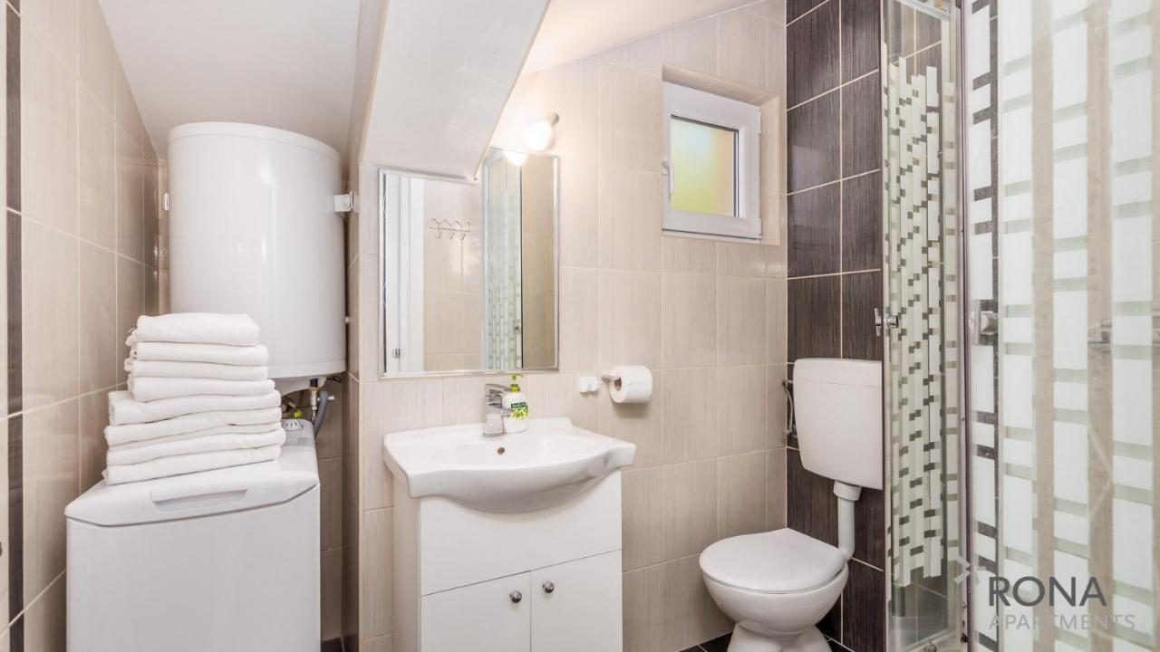 Rona Apartments Zlatko Šimuni Esterno foto